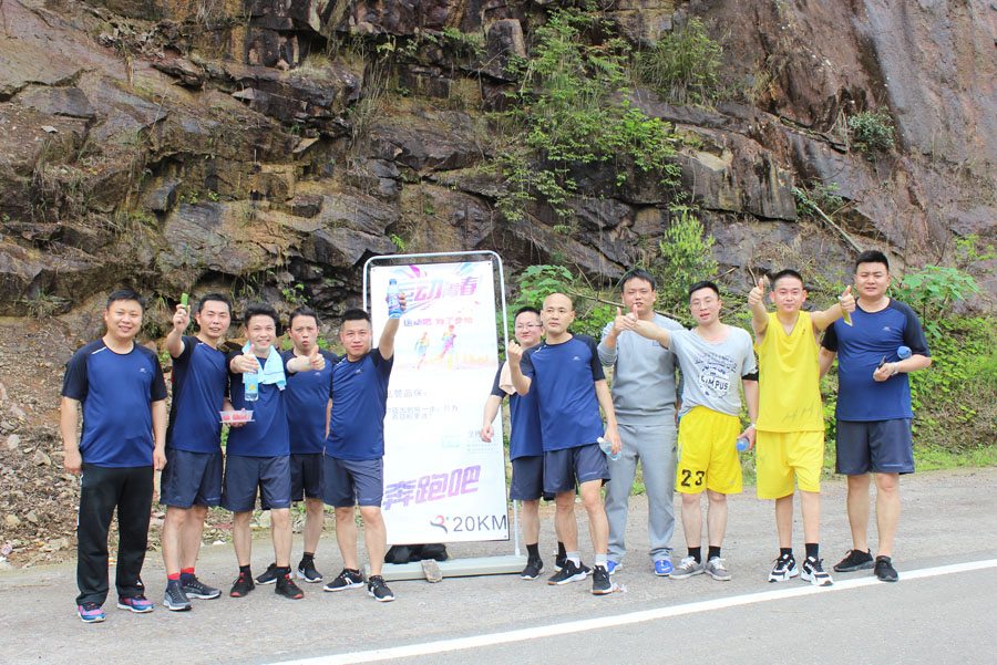 1555918465820000504.jpg 6.jpg