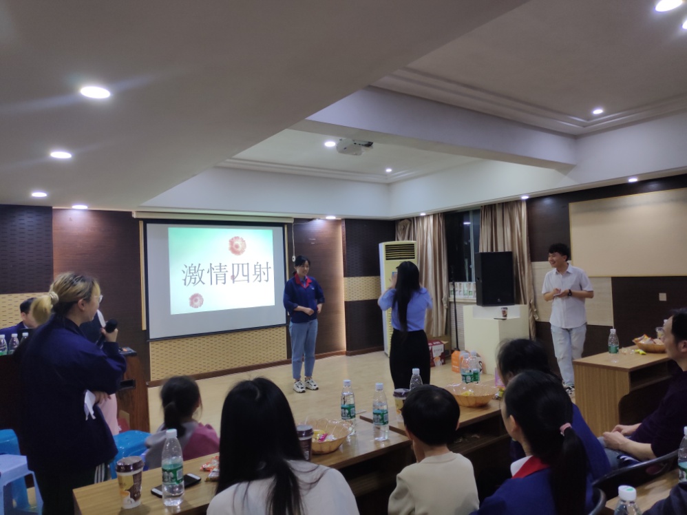 1618014533610012386.jpg 1618014533610012386.jpg