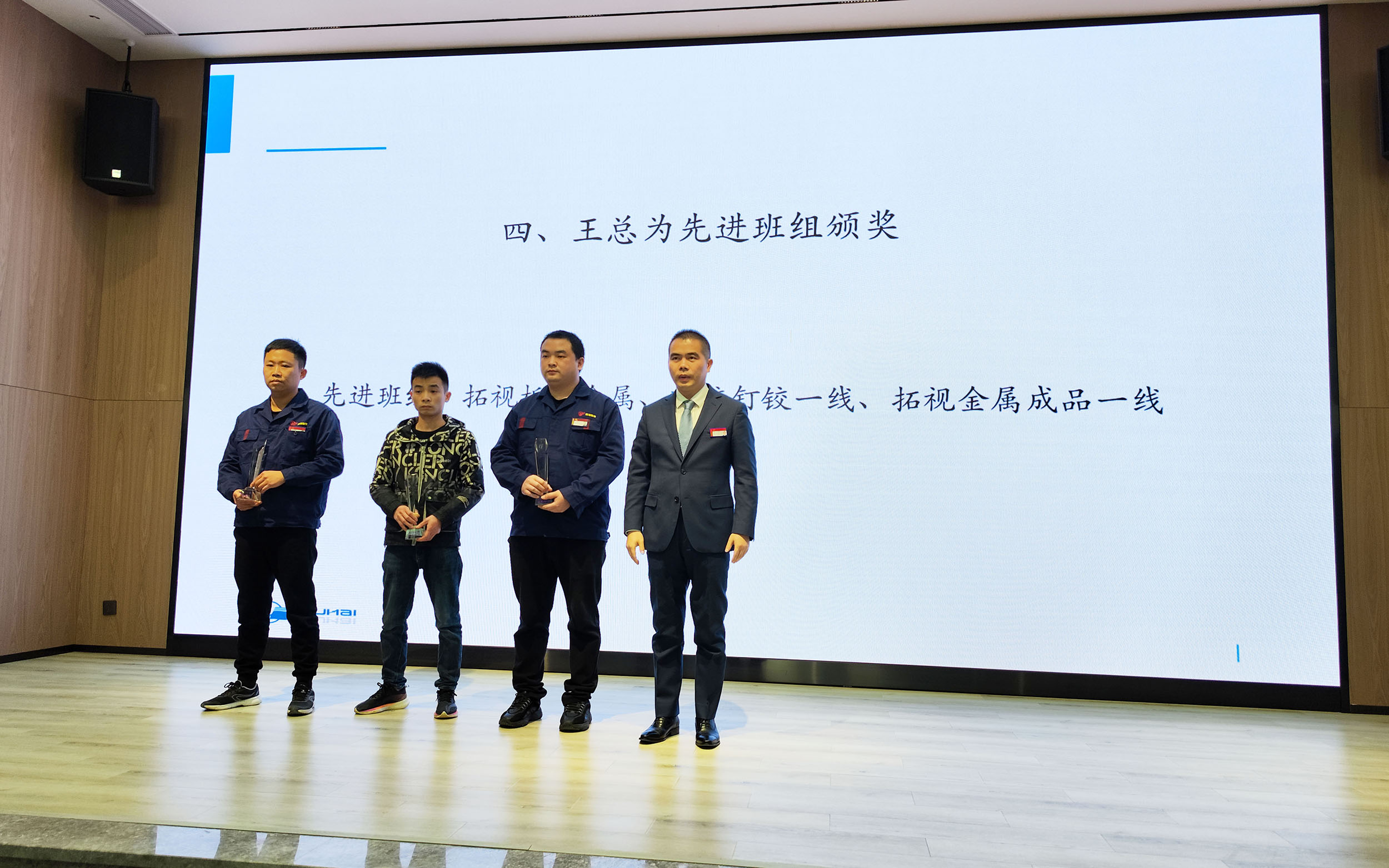 1644983015124079843.jpg 1644983015124079843.jpg